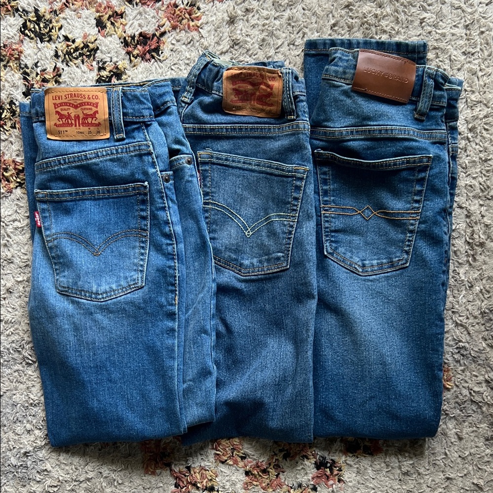 3 pair of boy’s jeans